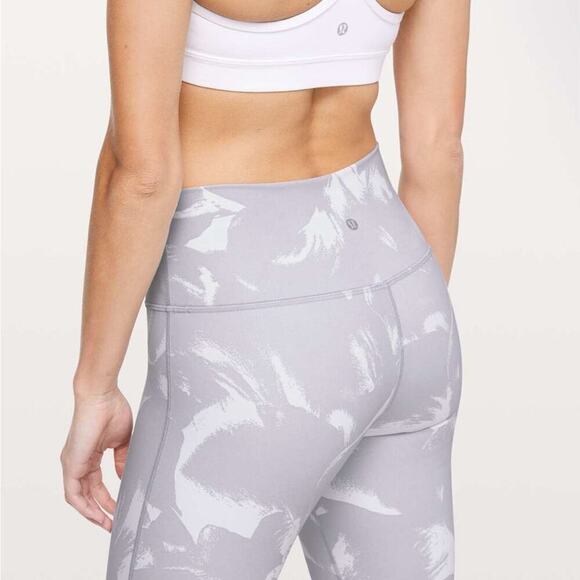 LULULEMON Wunder Under Crop High-Rise Full On Luon 21" in Flower Pop Sz. 4 - Picture 3 of 11